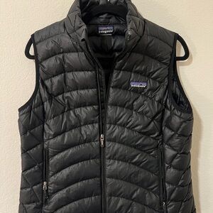 Patagonia Black Puffer Vest